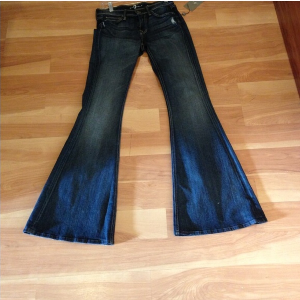 7 For All Mankind Andie Bell Bottom Jeans size 28